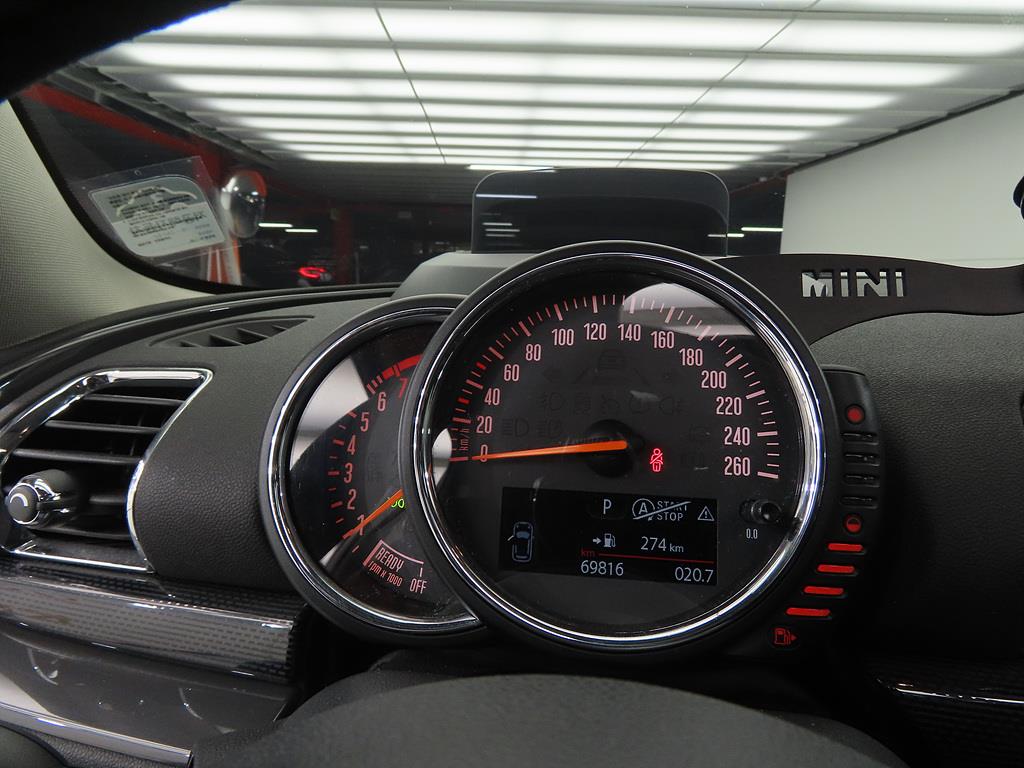 Mini Clubman - Vista 9