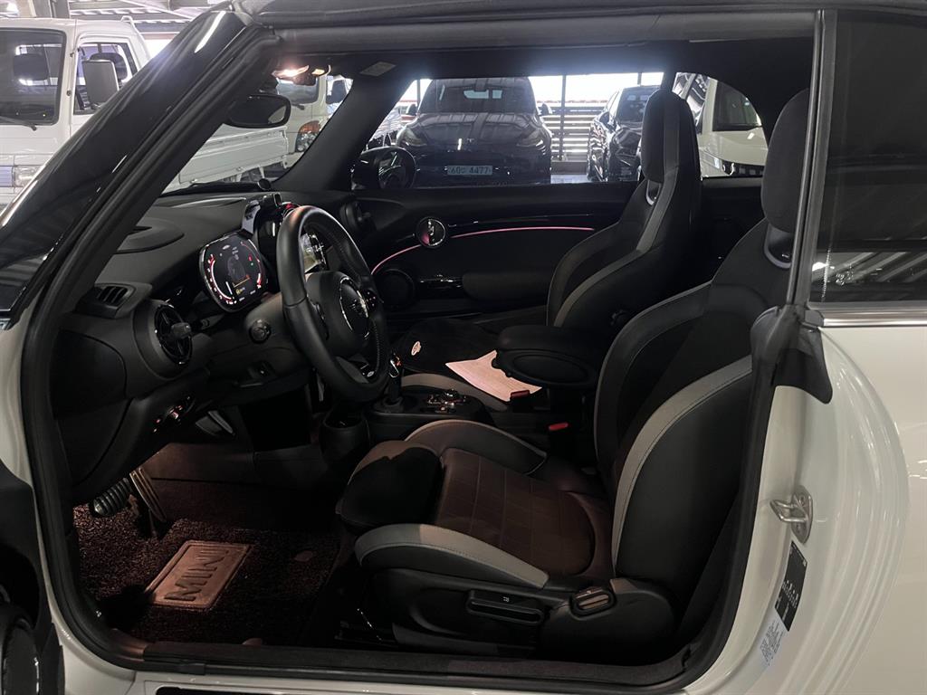 Mini Cooper Convertible - Vista 7