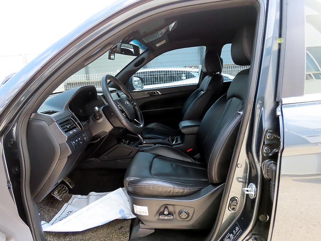 Ssangyong Rexton - Vista 5