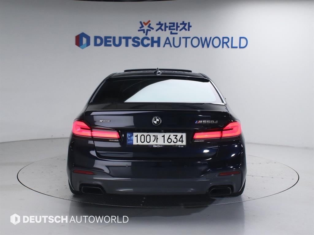 BMW 5 Series - Vista 4