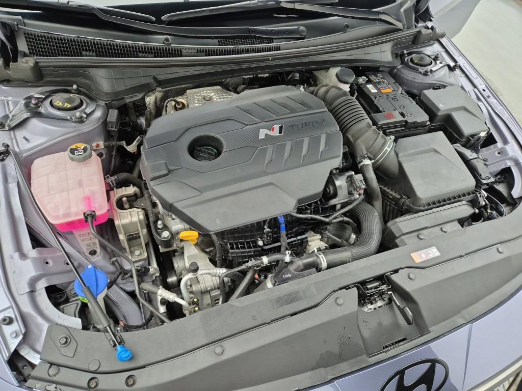 HYUNDAI Avante - Vista 6