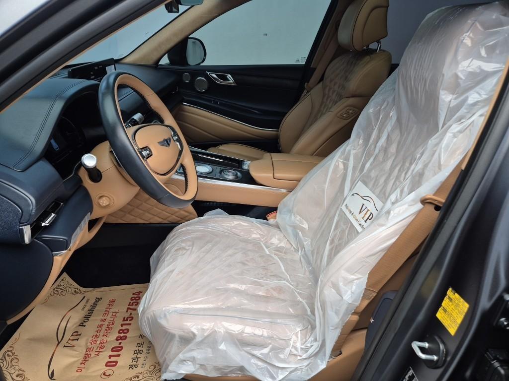 Genesis GV80 - Vista 11