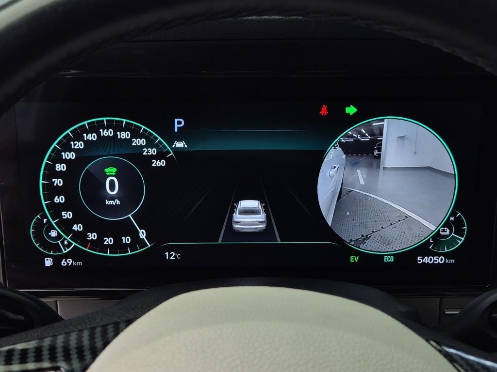 HYUNDAI Grandeur - Vista 7