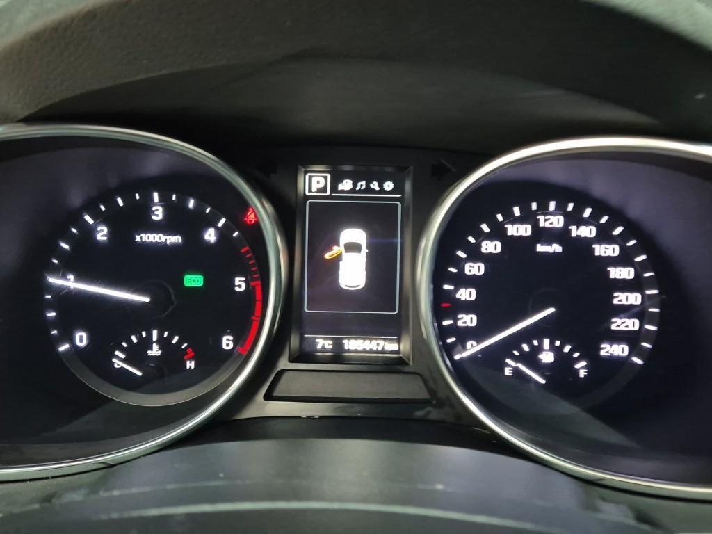 HYUNDAI Santa Fe - Vista 6