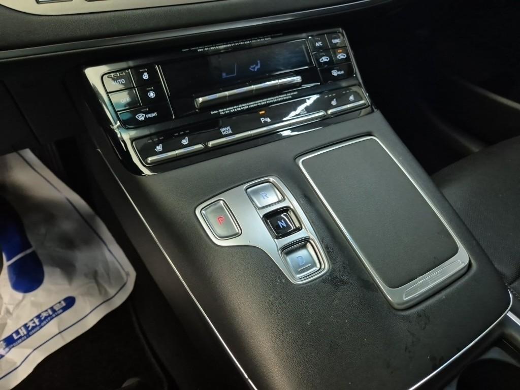 HYUNDAI Grandeur 2020 Negro - Importación desde Corea - HF Imports Iquique - Foto 17