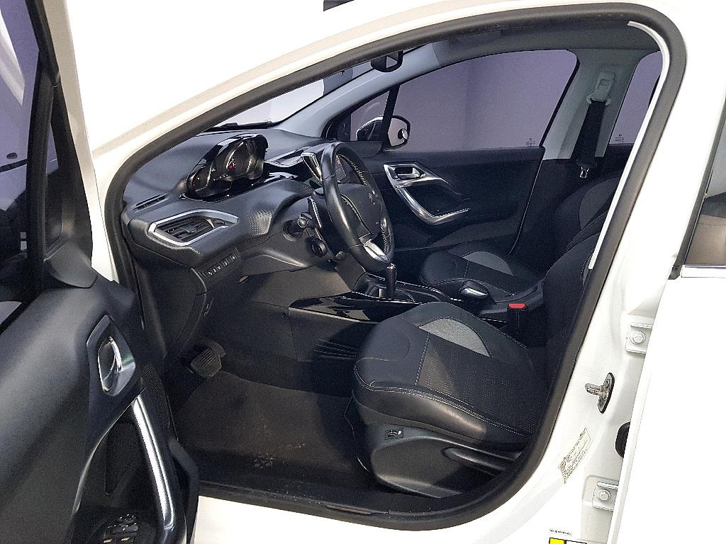 Peugeot 2008 - Vista 8