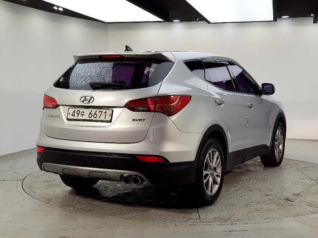 HYUNDAI Santa Fe - Vista 4