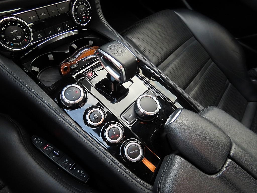 Mercedes Benz CLS Class - Vista 10