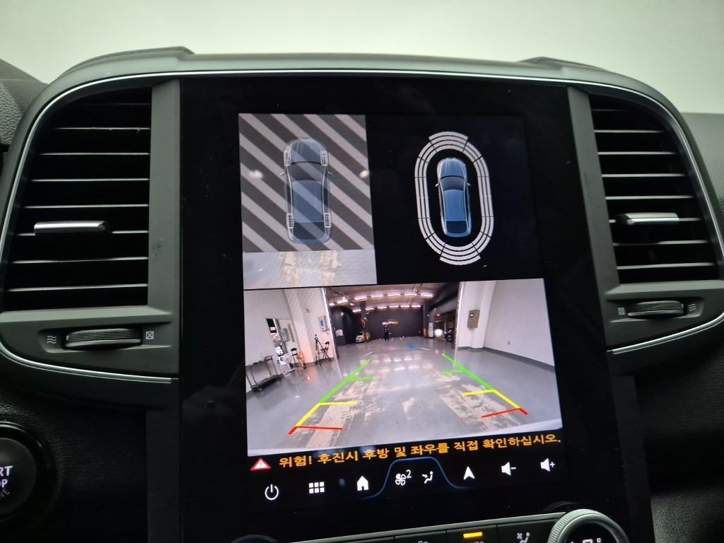 SAMSUNG QM6 - Vista 10