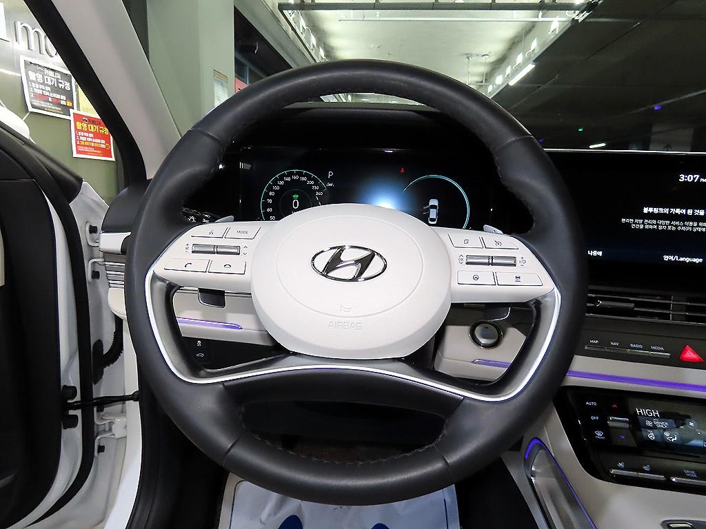 HYUNDAI Grandeur - Vista 8