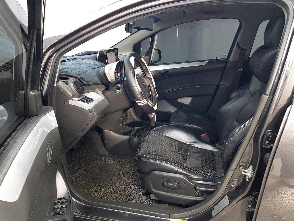 Chevrolet Spark - Vista 7