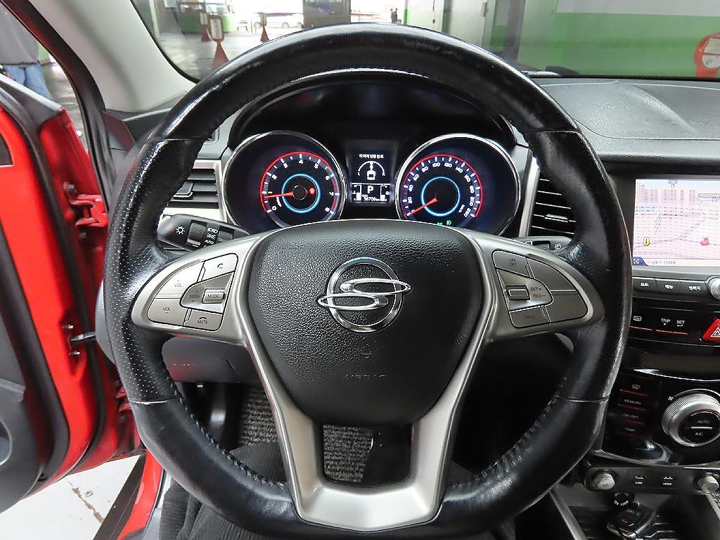 Ssangyong Tivoli 2015 Rojo - Importación desde Corea - HF Imports Iquique - Foto 11