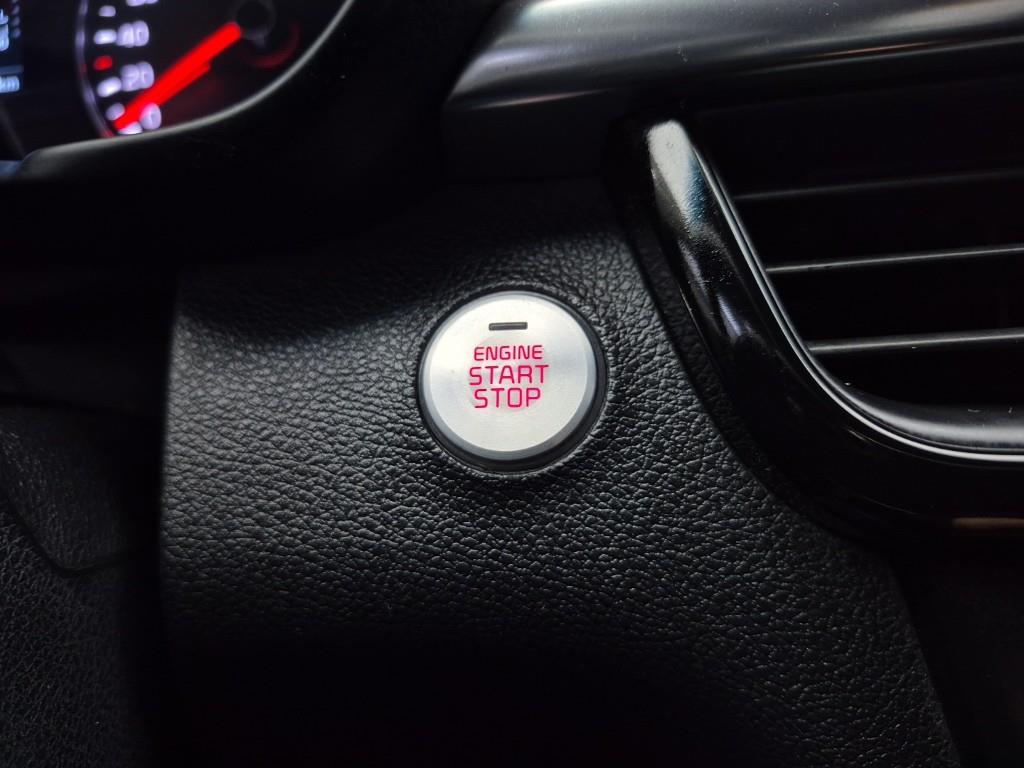 KIA K5 2016 Gris - Importación desde Corea - HF Imports Iquique - Foto 16