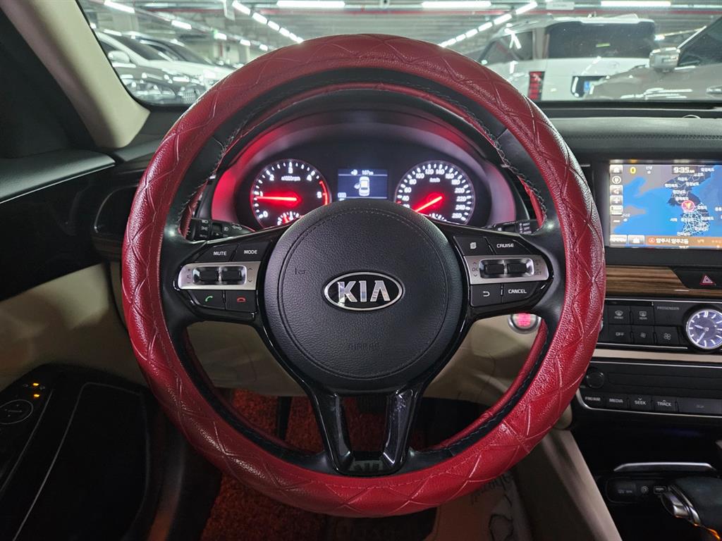KIA K7 - Vista 8