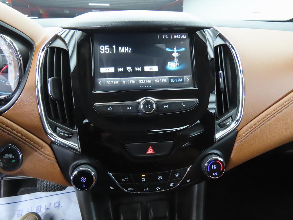 Chevrolet Cruise - Vista 9