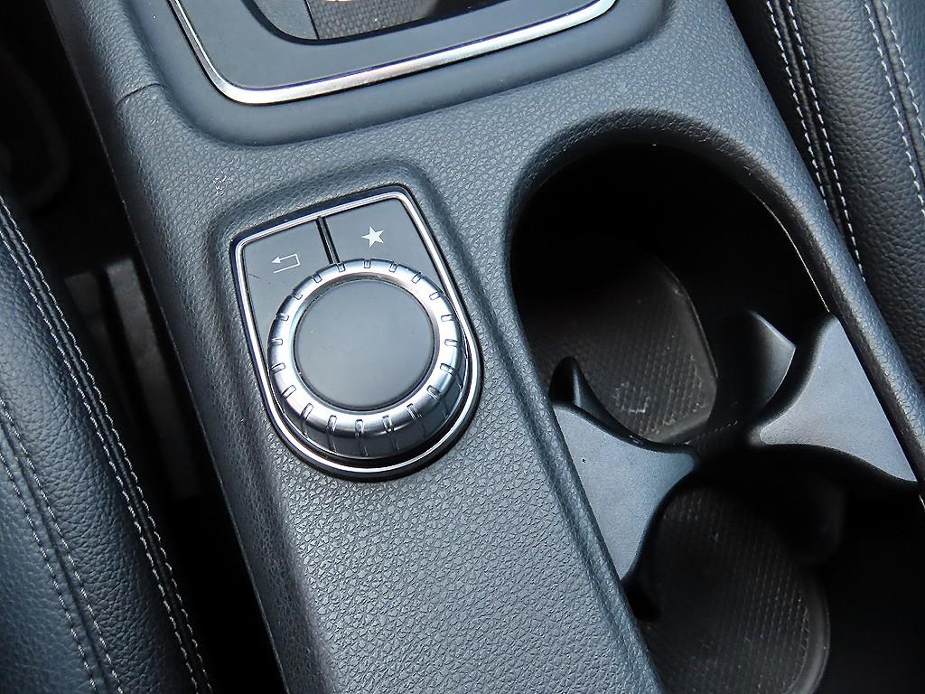 Mercedes Benz CLA Class - Vista 12