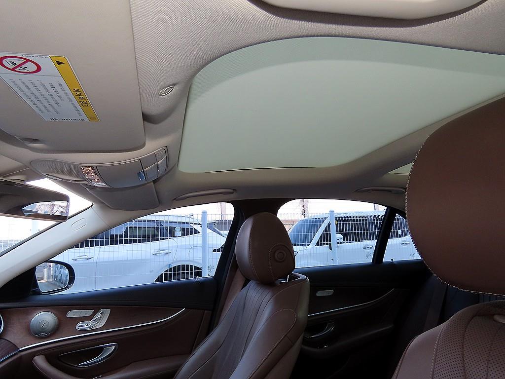 Mercedes Benz E class 2017 Gris - Importación desde Corea - HF Imports Iquique - Foto 17