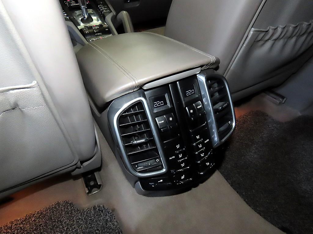 Porsche Cayenne 2011 Negro - Importación desde Corea - HF Imports Iquique - Foto 15