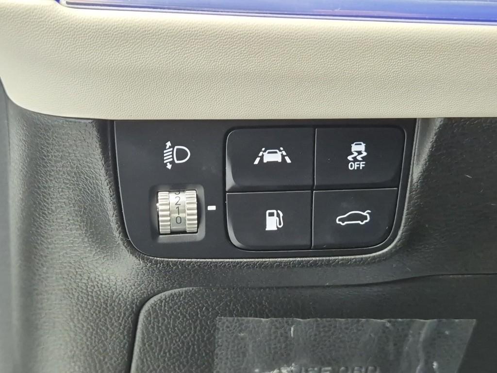 HYUNDAI Grandeur 2022 Blanco - Importación desde Corea - HF Imports Iquique - Foto 15