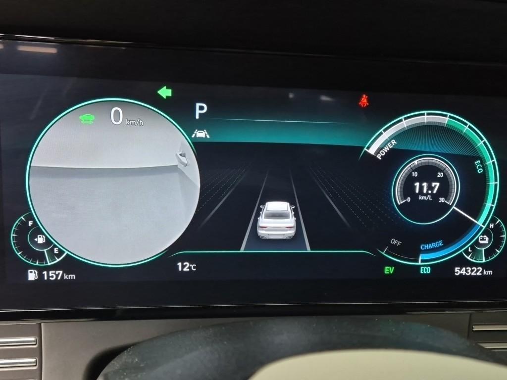 HYUNDAI Grandeur - Vista 6