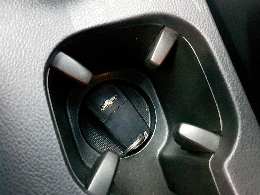 Chevrolet Orlando 2012 Plateado - Importación desde Corea - HF Imports Iquique - Foto 16