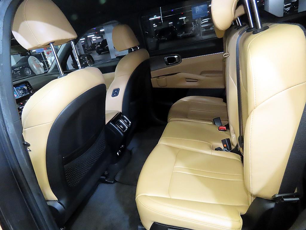 KIA Sorento - Vista 7