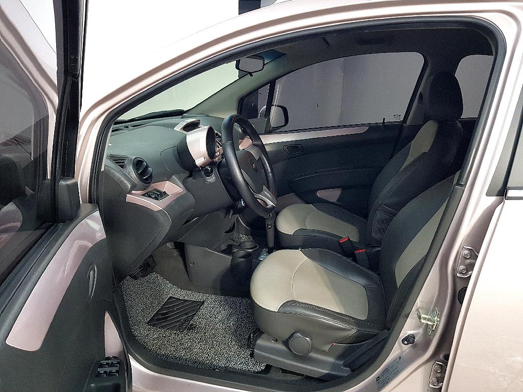 Chevrolet Spark - Vista 8