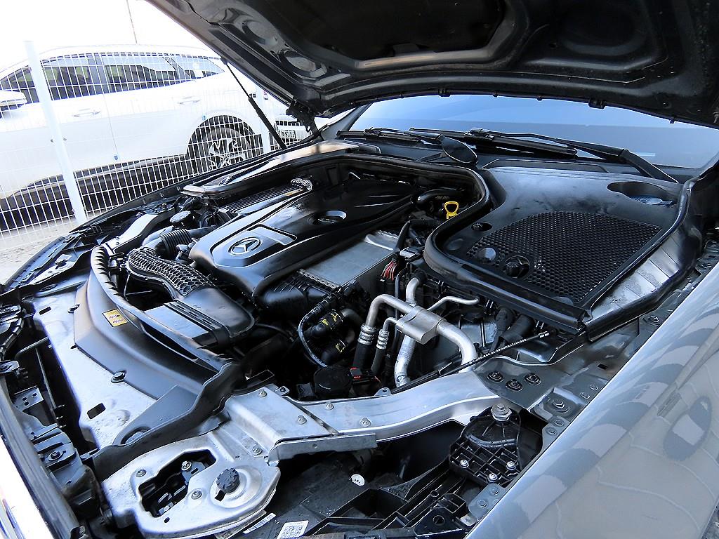 Mercedes Benz E class 2017 Gris - Importación desde Corea - HF Imports Iquique - Foto 19