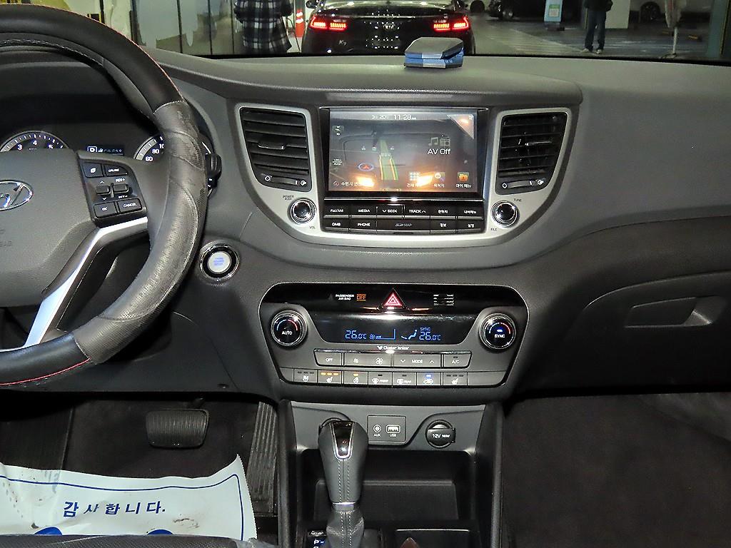 HYUNDAI Tucson - Vista 11