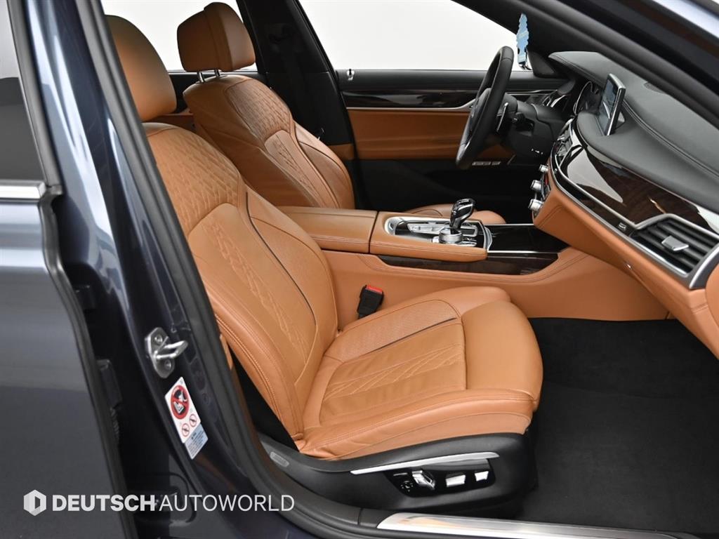 BMW 7 Series - Vista 11