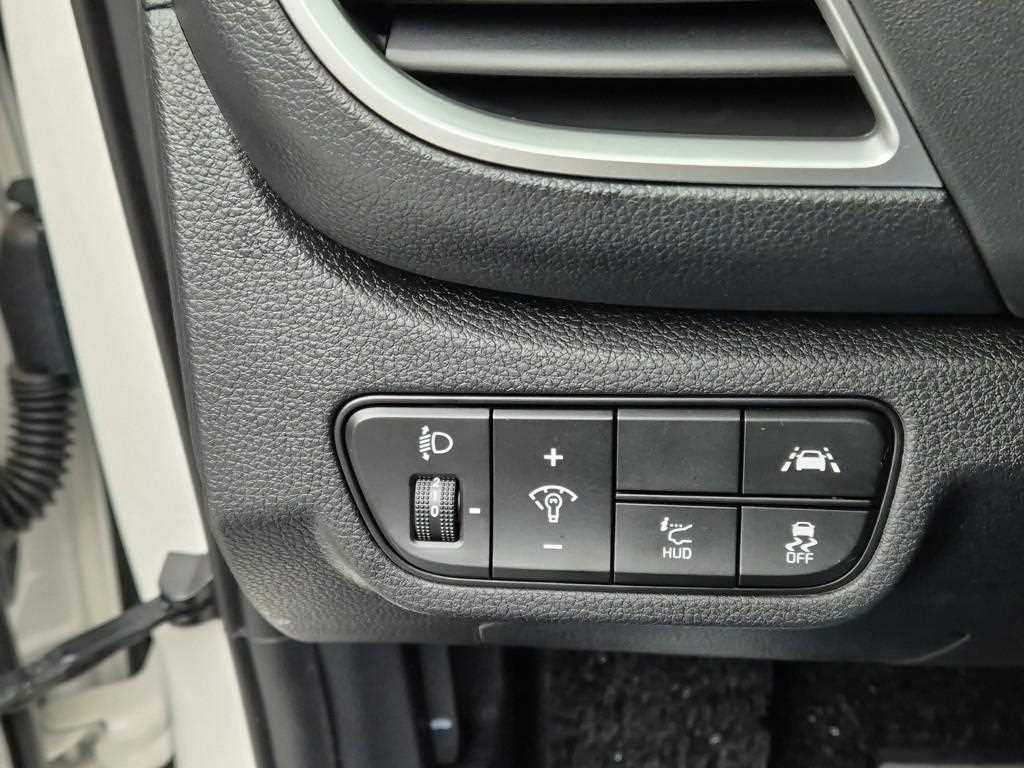 KIA Seltos 2023 Blanco - Importación desde Corea - HF Imports Iquique - Foto 19