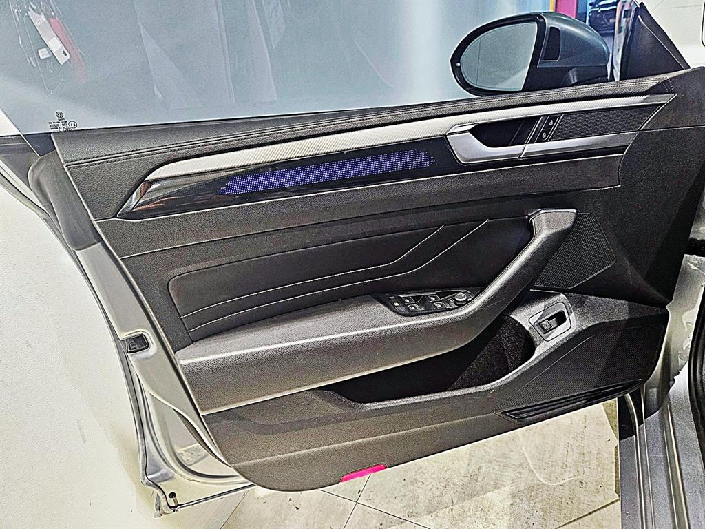 Volkswagen Arteon 2023 Plateado - Importación desde Corea - HF Imports Iquique - Foto 13