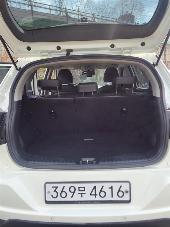 Ssangyong Tivoli 2020 Blanco - Importación desde Corea - HF Imports Iquique - Foto 14