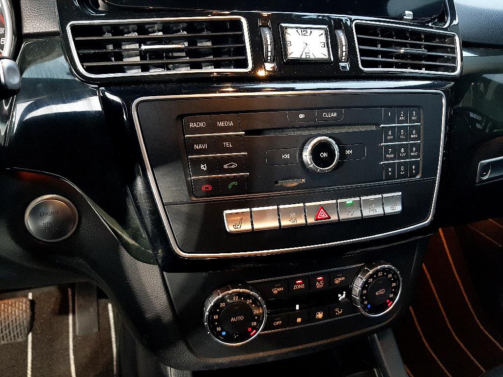 Mercedes Benz GLE Class - Vista 11