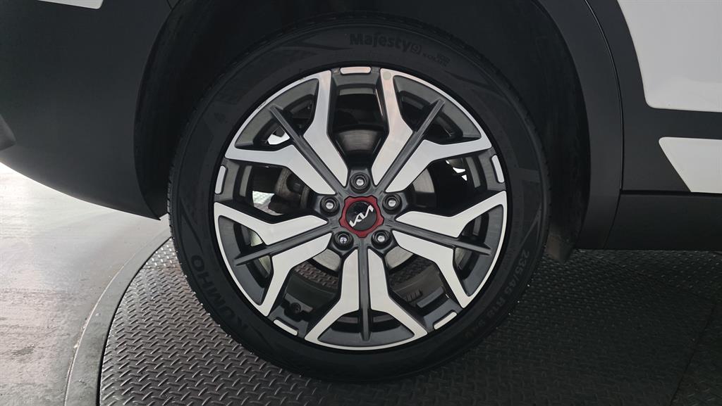 KIA Seltos - Vista 5