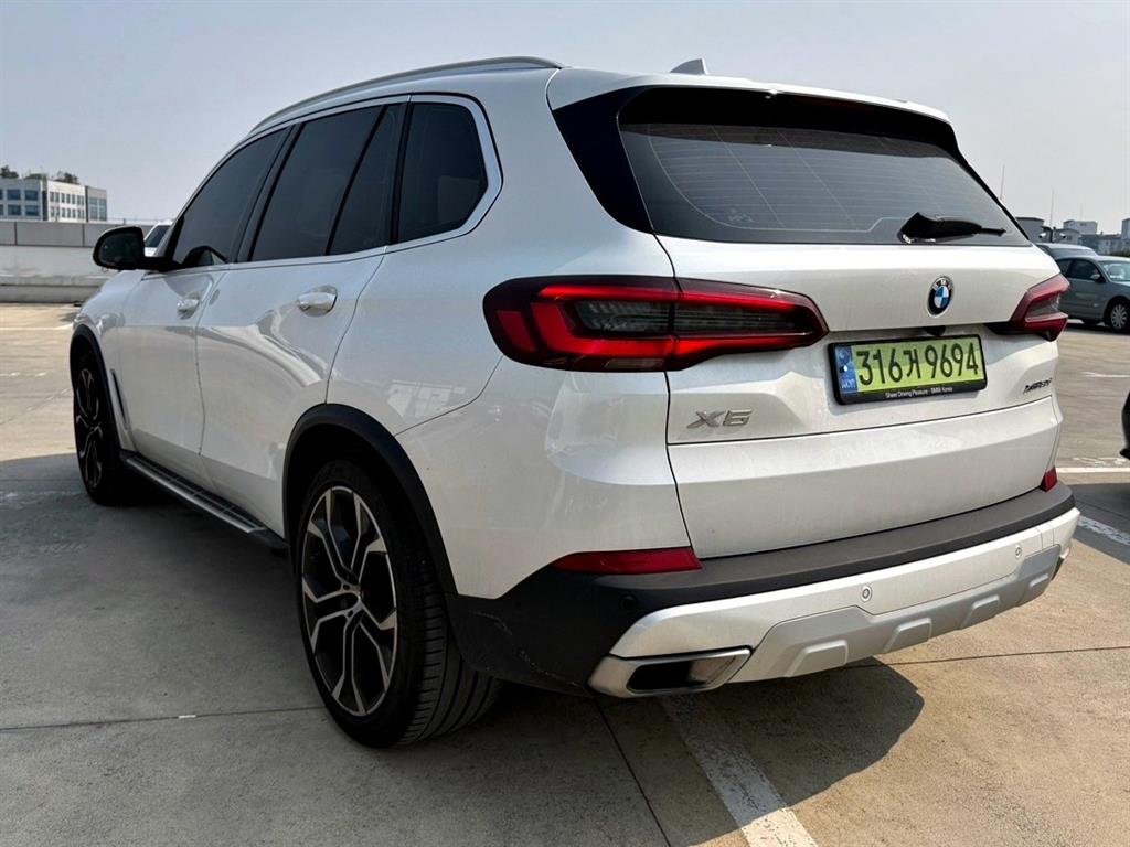 BMW X5 - Vista 4