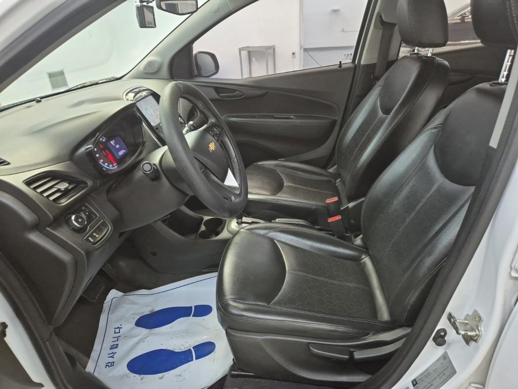 Chevrolet Spark - Vista 11