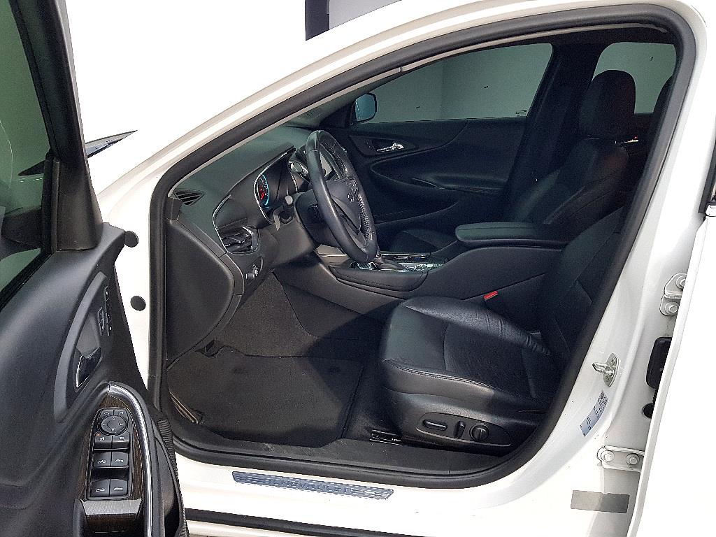 Chevrolet Malibu - Vista 8