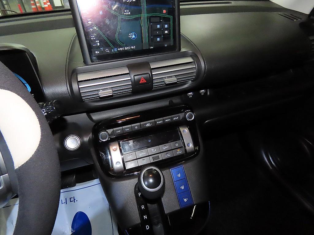 HYUNDAI Casper - Vista 11