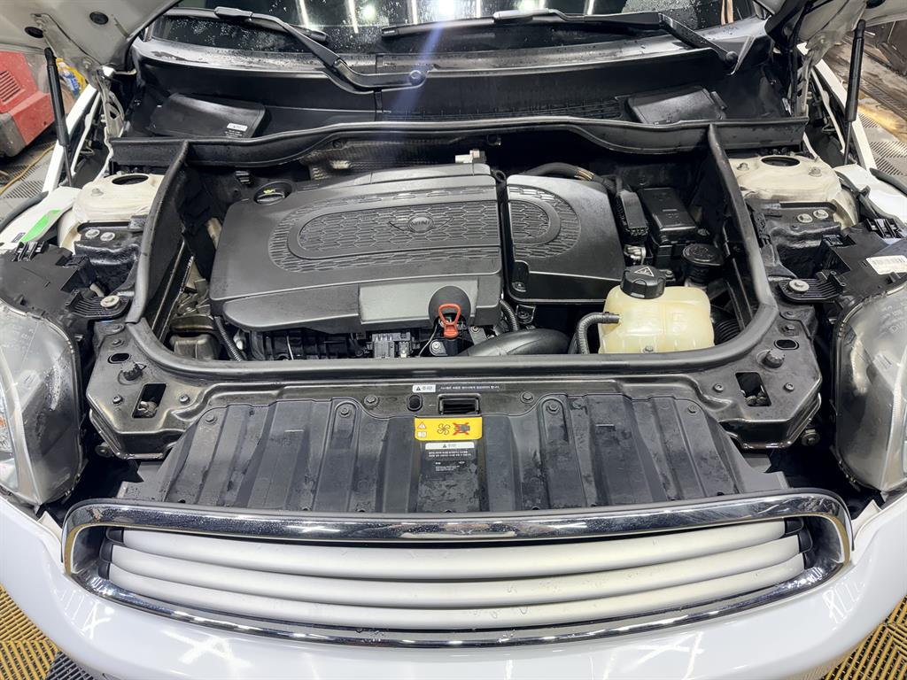 Mini Countryman - Vista 5