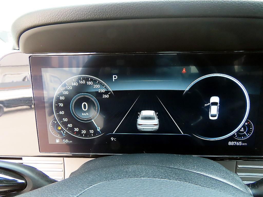 HYUNDAI Grandeur - Vista 9