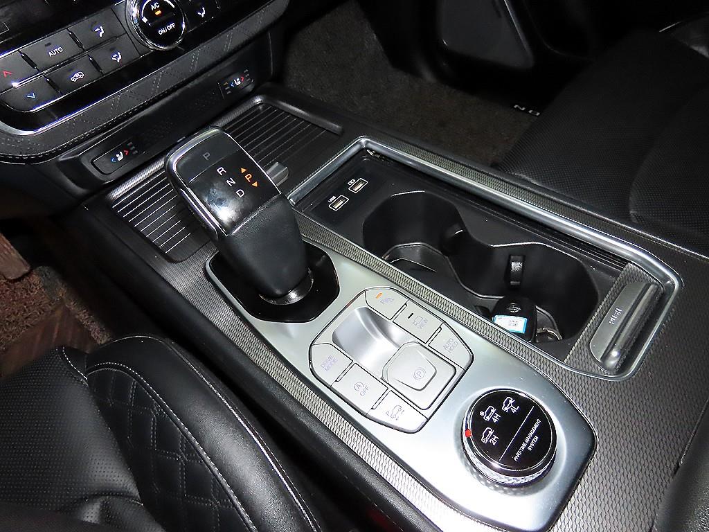 Ssangyong Rexton - Vista 12