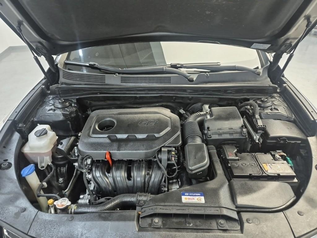 HYUNDAI Grandeur - Vista 5