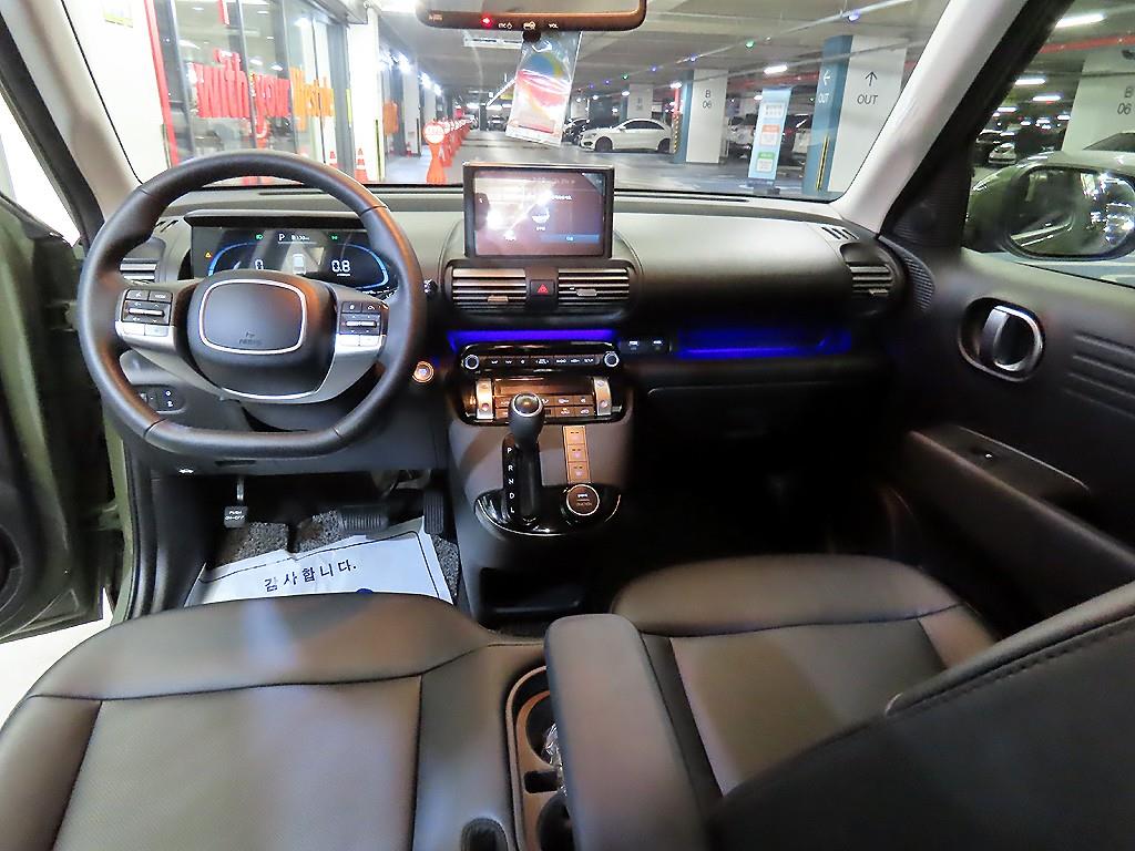 HYUNDAI Casper - Vista 10