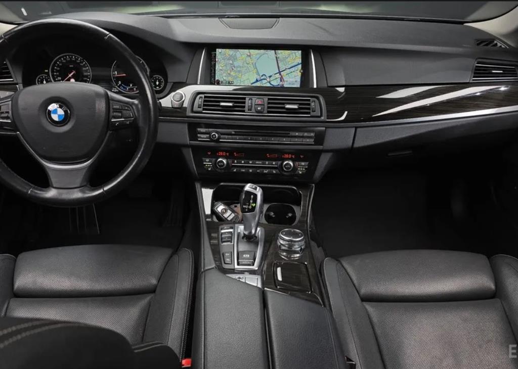 BMW 5 Series - Vista 7