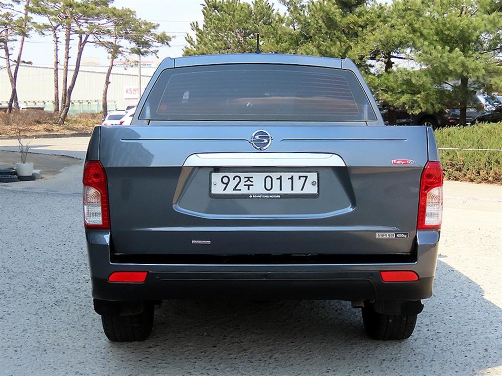 Ssangyong Korando - Vista 4