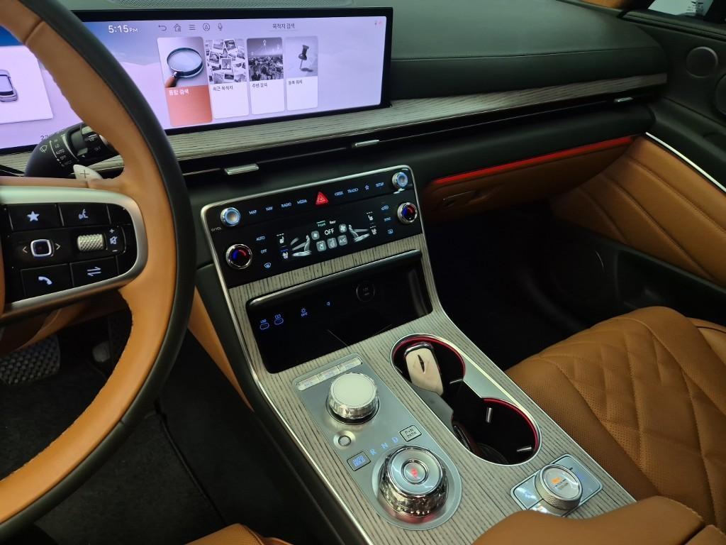 Genesis GV80 - Vista 10