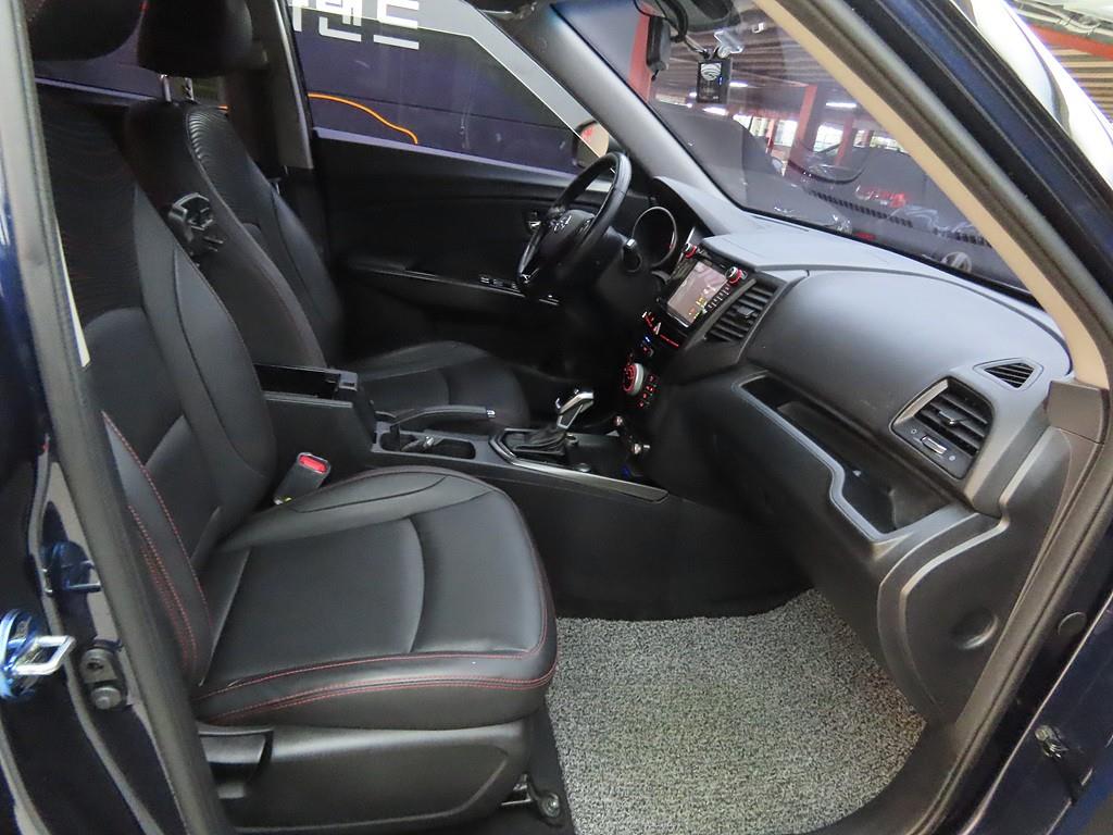 Ssangyong Tivoli - Vista 7