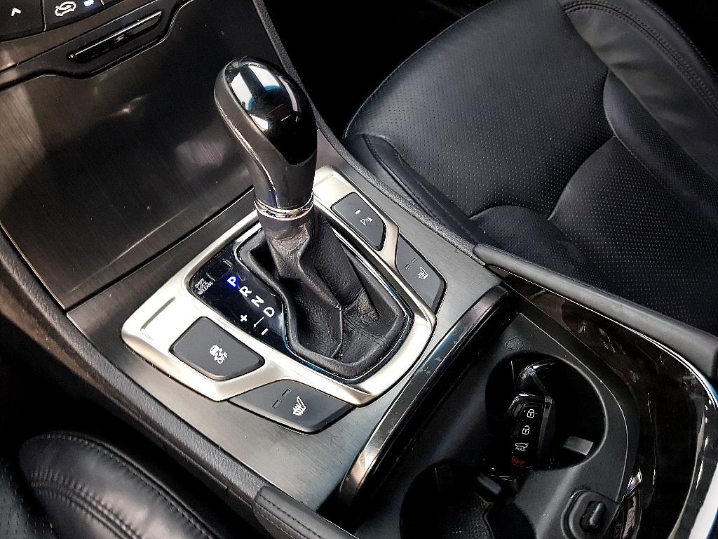 HYUNDAI Grandeur 2014 Negro - Importación desde Corea - HF Imports Iquique - Foto 13