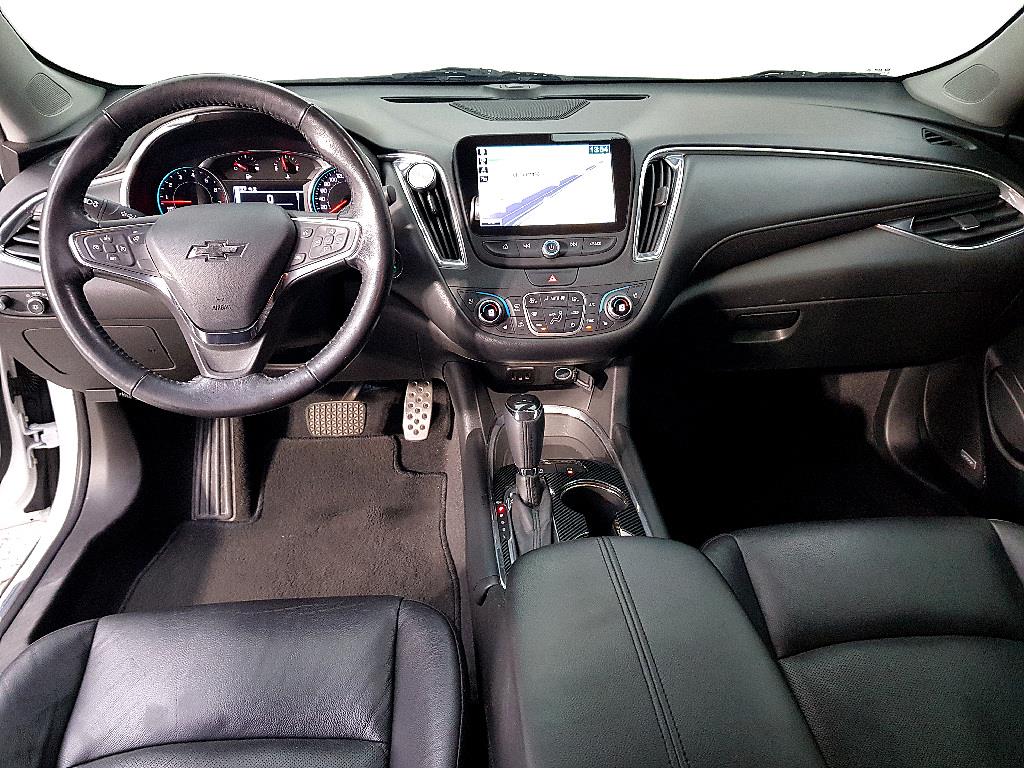 Chevrolet Malibu - Vista 5